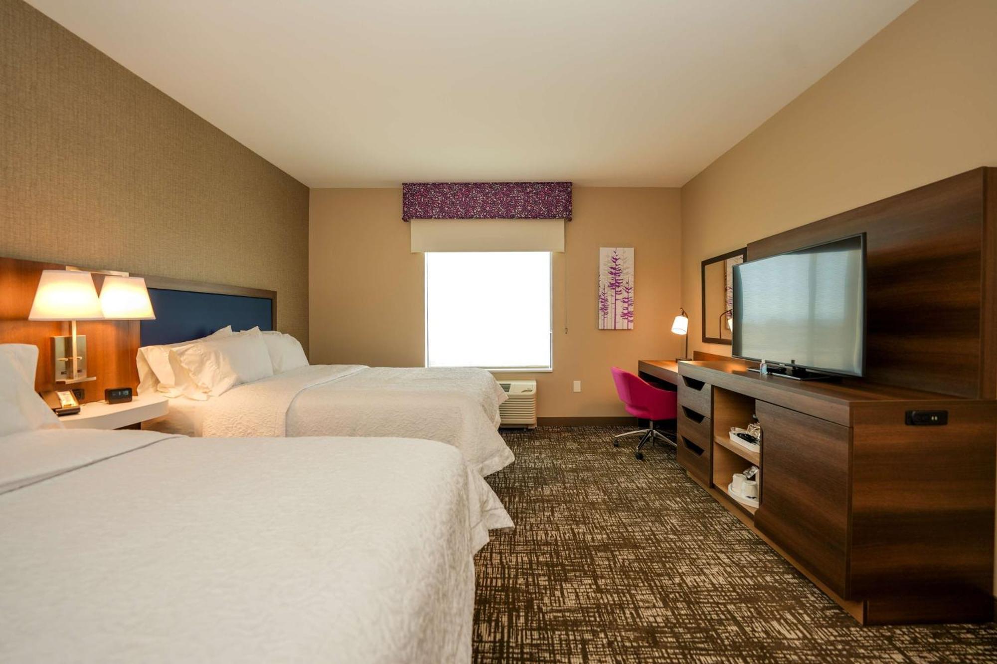 Hampton & South, Co Hotel